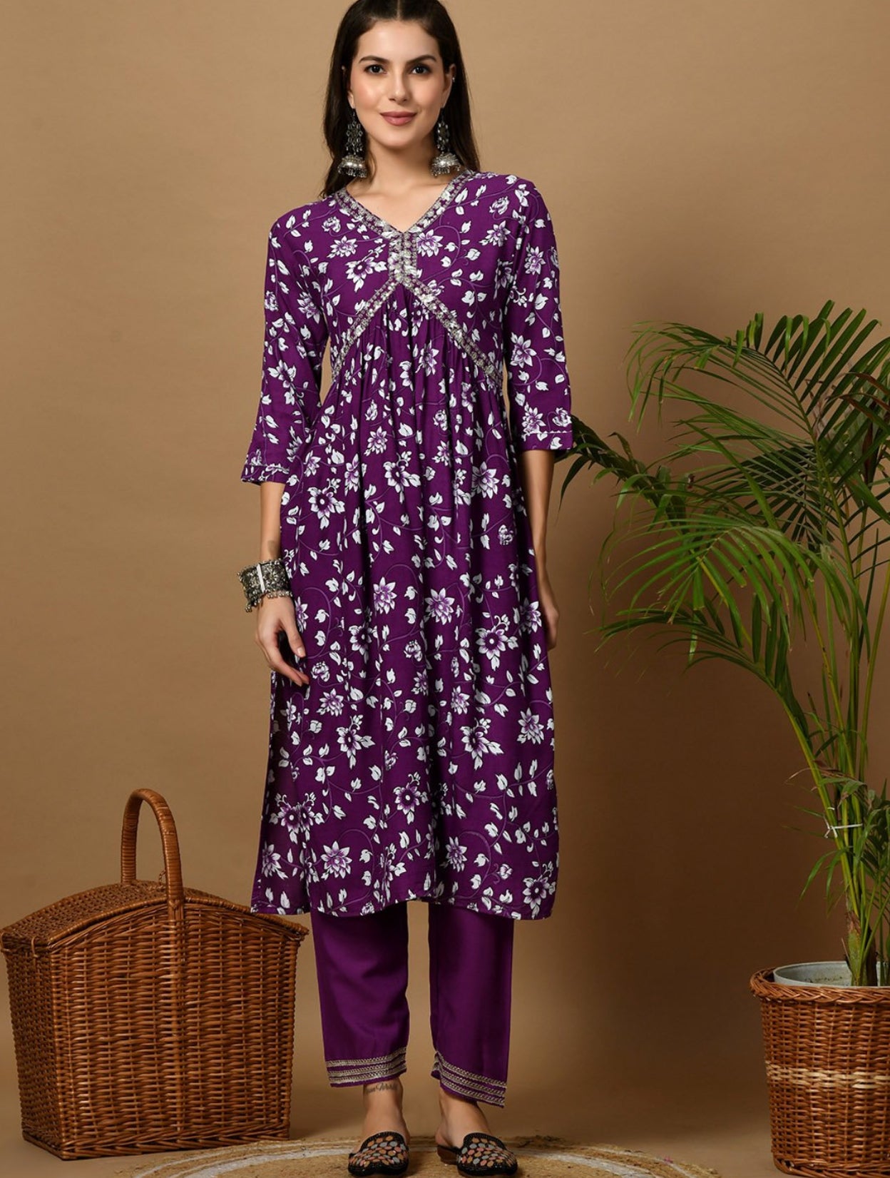 Womens Embroidered Beautiful Aliya Cut