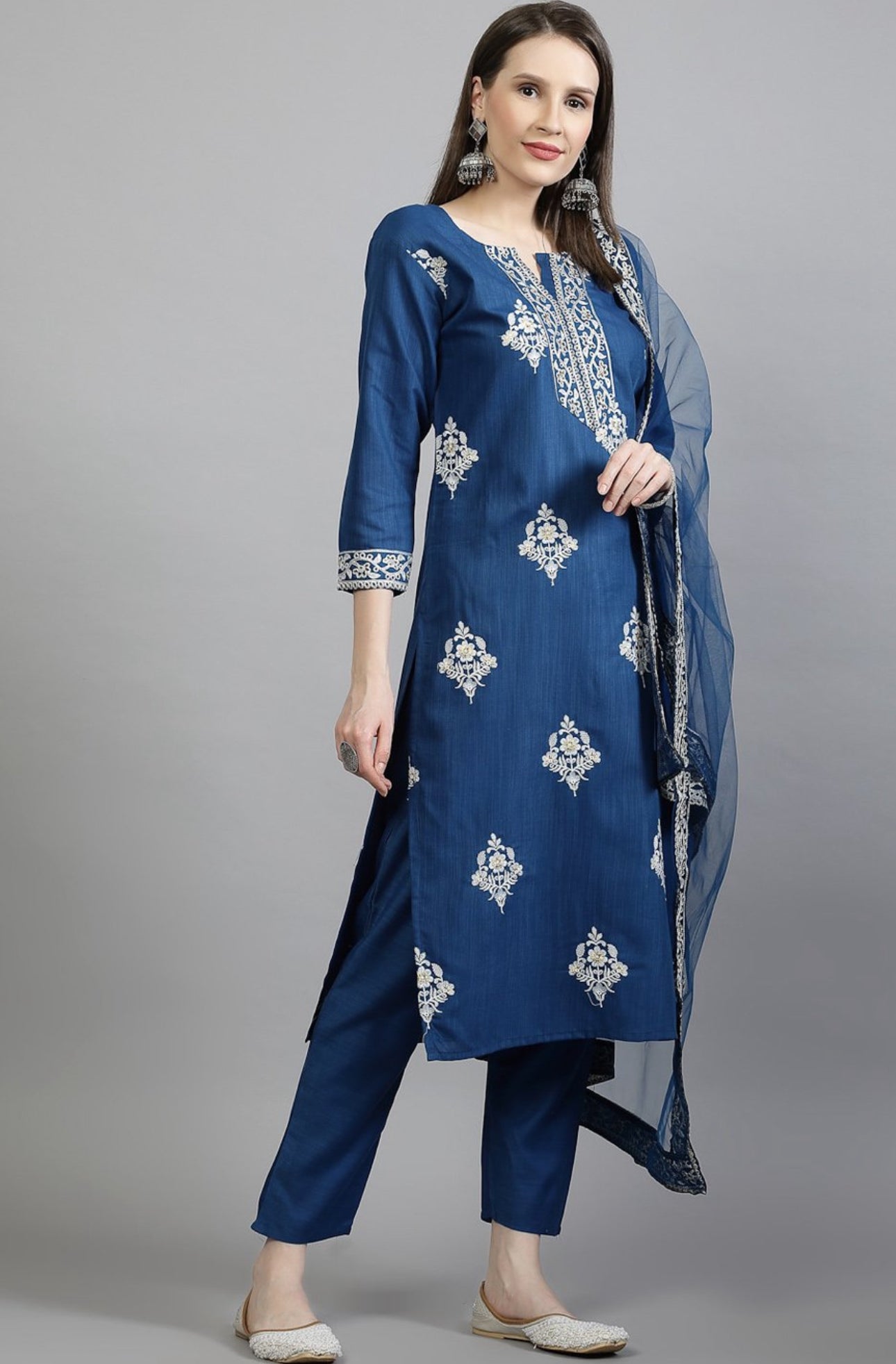 Alluring Women Dupatta Sets