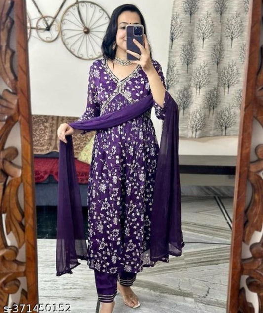 Womens Embroidered Beautiful Aliya Cut