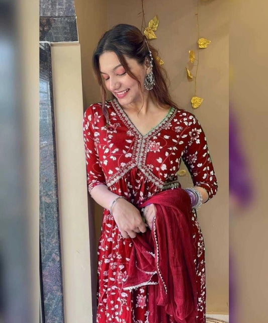 Womens Embroidered Beautiful Aliya Cut